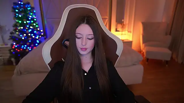 Marmeladkaaa online show from January 13, 2:21 pm