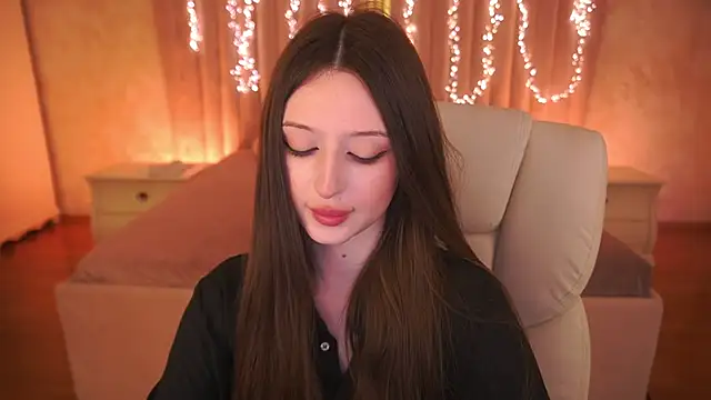 Marmeladkaaa online show from February 5, 2:46 pm