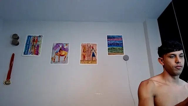 Snapshot of HOTLATINO2025 chatting on October 17, 4:31 pm HOTLATINO2025 online show from October 17, 4:31 pm