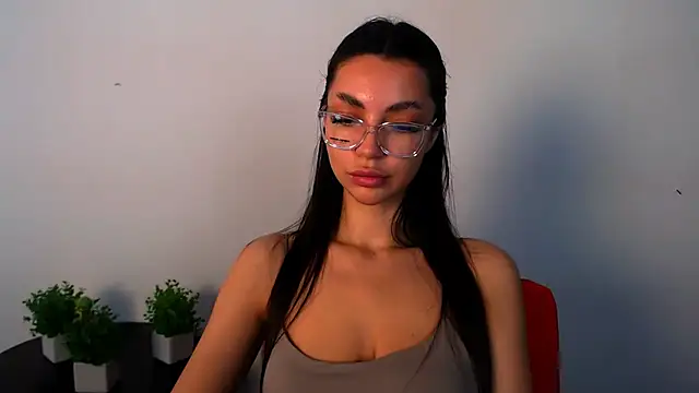 Lexi Jous online show from June 2, 11:21 am