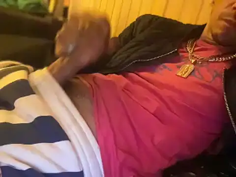 Snapshot of badboy366 chatting on March 2, 5:52 am badboy366 online show from March 2, 5:52 am