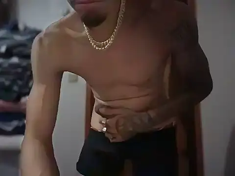 Snapshot of badboy366 chatting on February 6, 6:09 am badboy366 online show from February 6, 6:09 am