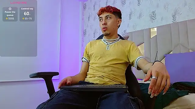 Axel tay online show from September 28, 3:46 am