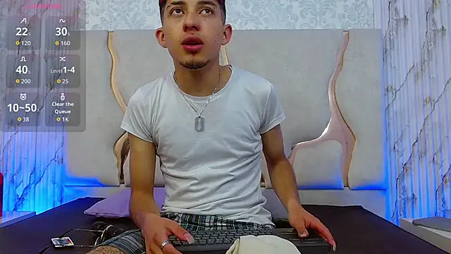 Axel tay online show from January 11, 12:01 pm