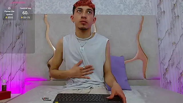 Axel tay online show from December 20, 11:57 am