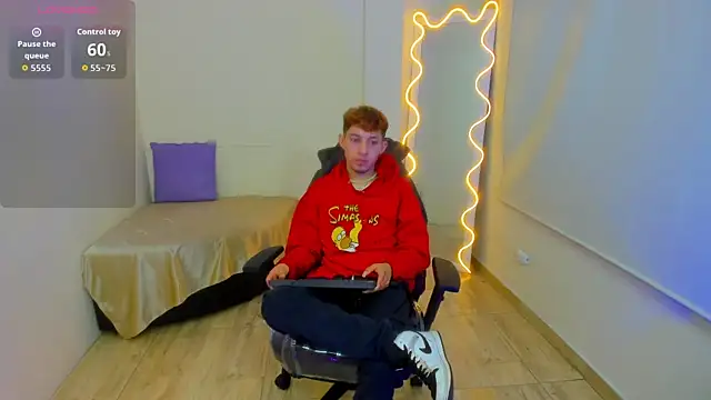 Axel tay online show from October 28, 3:40 am