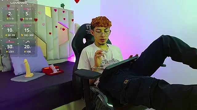 Axel tay online show from March 4, 3:22 am