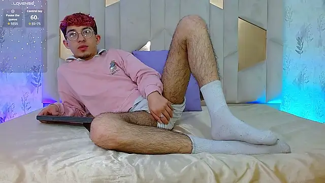 Axel tay online show from September 15, 3:29 am