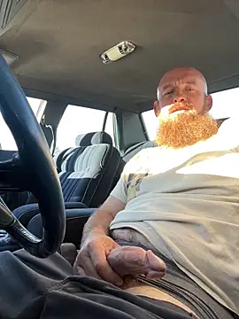 32XRedBeard online show from February 7, 9:45 pm