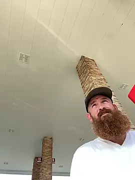 32XRedBeard online show from February 18, 9:42 pm