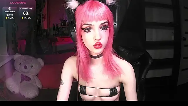 Ink  pleasure online show from October 9, 1:17 am