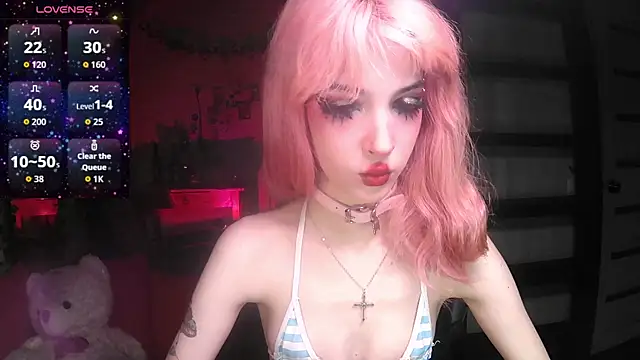 Snapshot of Ink__pleasure chatting on November 11, 11:09 pm Ink pleasure online show from November 11, 11:09 pm