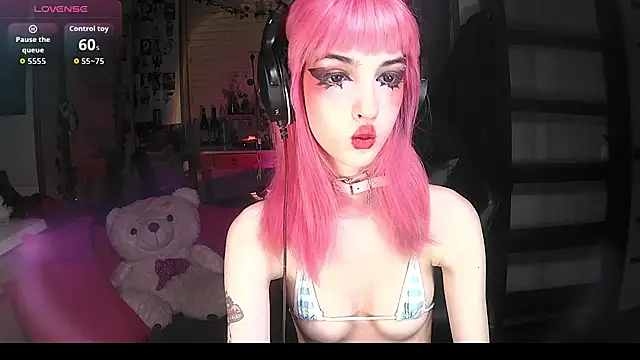 Ink  pleasure online show from October 10, 1:50 am