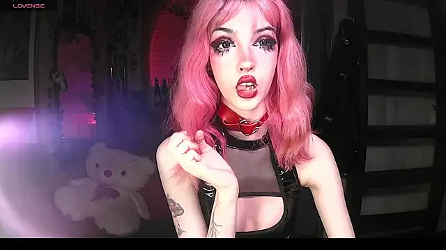 Ink  pleasure online show from September 24, 10:38 pm