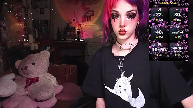 Ink  pleasure online show from May 16, 11:26 pm