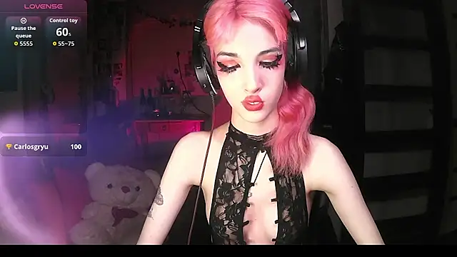 Ink  pleasure online show from October 15, 1:04 am