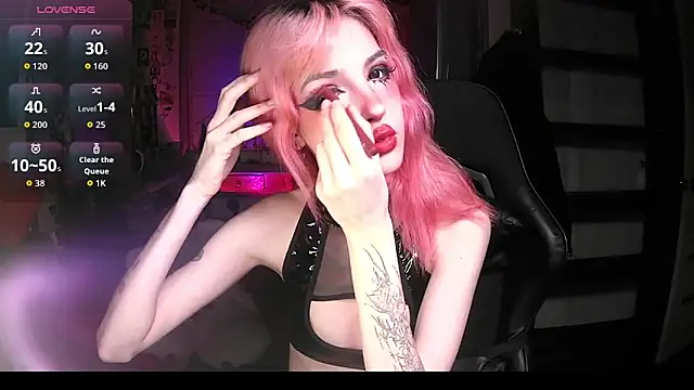 Ink  pleasure online show from October 1, 10:02 pm