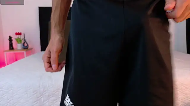 cristal antoni online show from March 7, 7:59 am