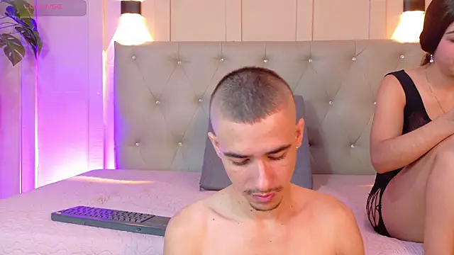 Snapshot of cristal_antoni chatting on November 29, 8:25 am cristal antoni online show from November 29, 8:25 am