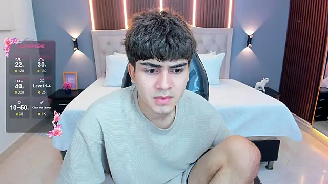 Tommy18   online show from July 8, 3:19 am