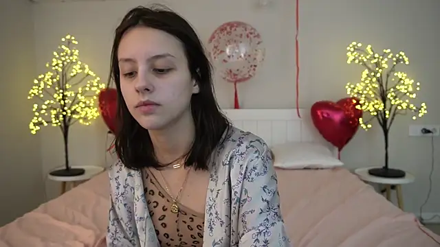 Snapshot of AnnaElys chatting on February 17, 11:55 am AnnaElys online show from February 17, 11:55 am