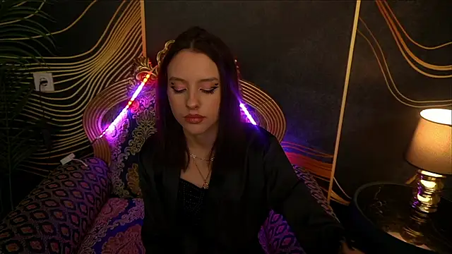 Snapshot of AnnaElys chatting on March 8, 10:24 pm AnnaElys online show from March 8, 10:24 pm