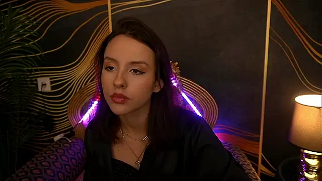 Snapshot of AnnaElys chatting on March 7, 10:21 pm AnnaElys online show from March 7, 10:21 pm