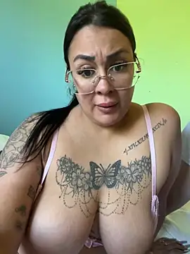 MelissathequeenOff online show from May 11, 4:04 pm