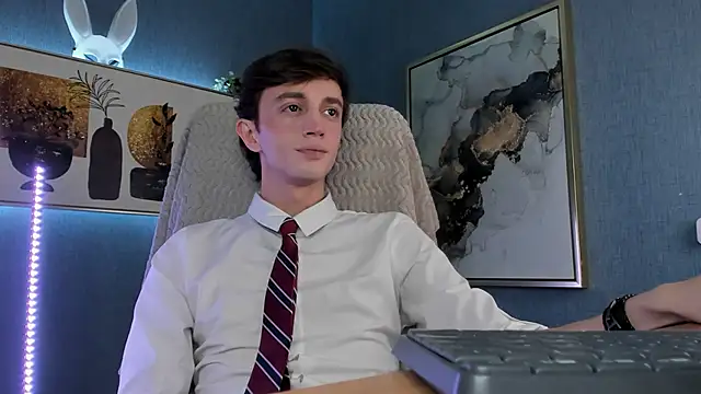 John Weasley online show from November 13, 9:19 pm