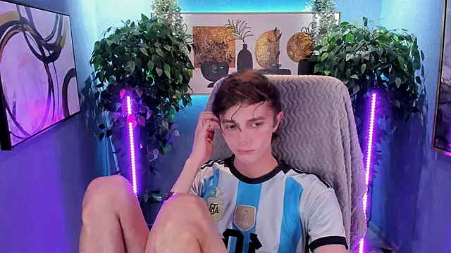 John Weasley online show from November 28, 8:09 pm