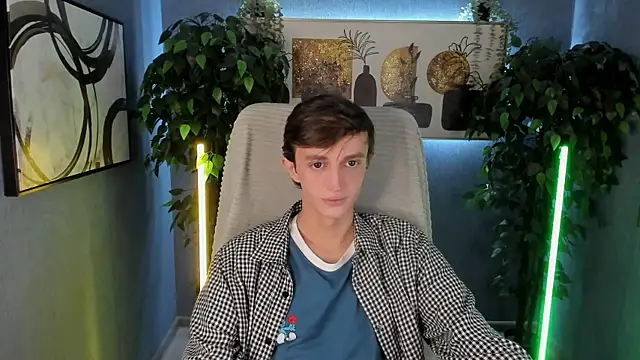 John Weasley online show from November 5, 1:03 pm