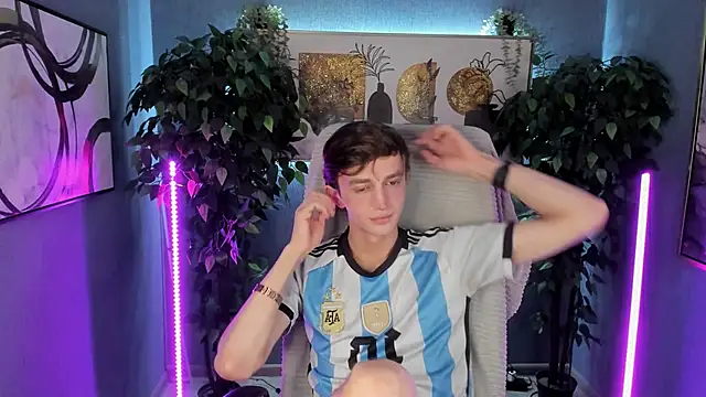 John Weasley online show from November 1, 2:55 pm