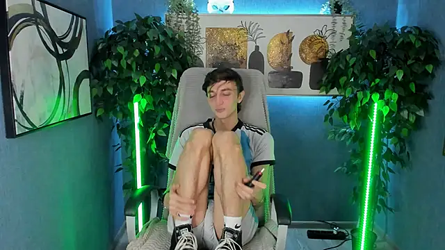 John Weasley online show from November 12, 11:58 am