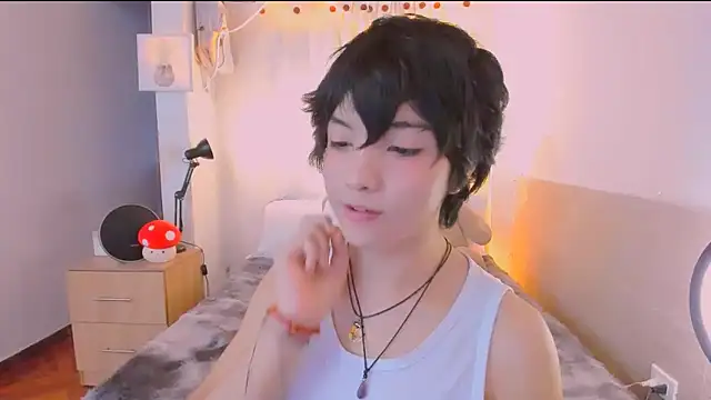 AllanYong18 online show from March 23, 11:21 am