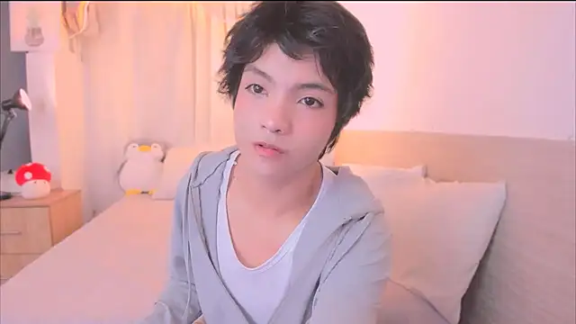 AllanYong18 online show from February 1, 11:41 am