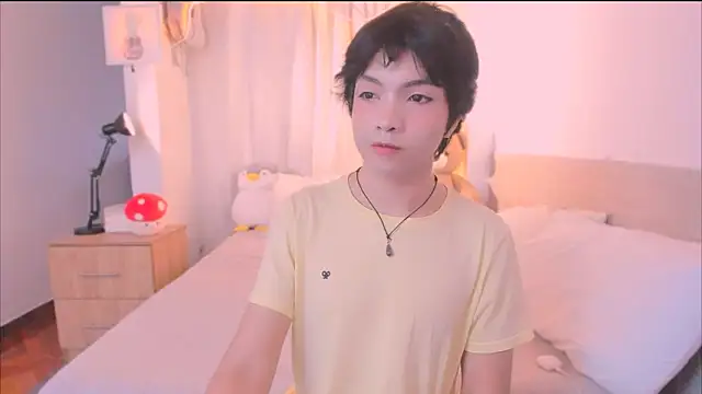 AllanYong18 online show from February 7, 12:35 pm