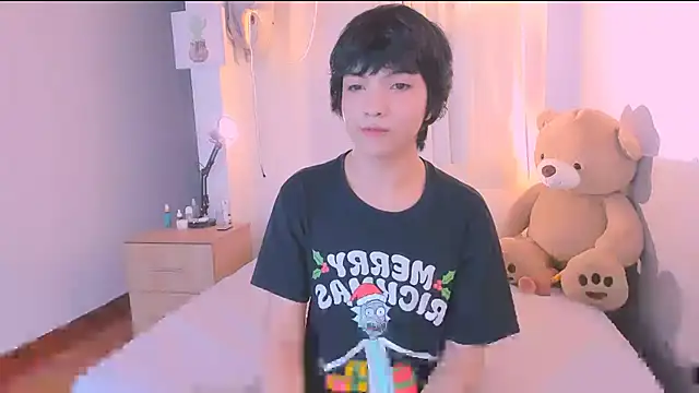 AllanYong18 online show from October 11, 4:57 am