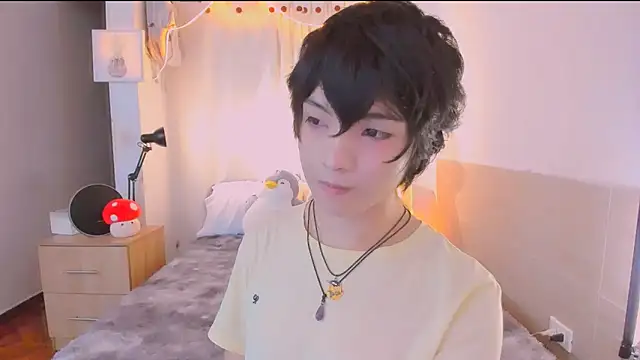 AllanYong18 online show from March 24, 9:53 am