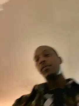 bon3z-n-tingz online show from February 21, 11:54 pm
