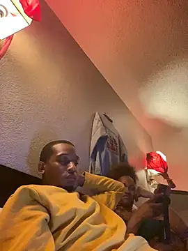 bon3z-n-tingz online show from January 16, 11:37 am
