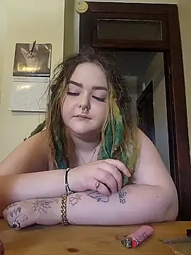 LitHippieBaby420 online show from February 22, 5:35 pm