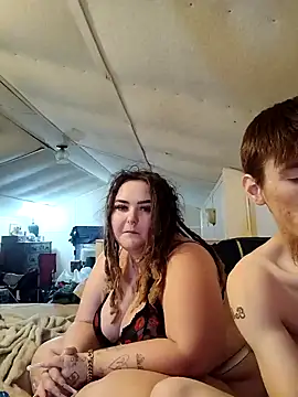 LitHippieBaby420 online show from January 7, 11:45 pm