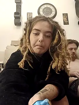 LitHippieBaby420 online show from September 27, 6:14 pm