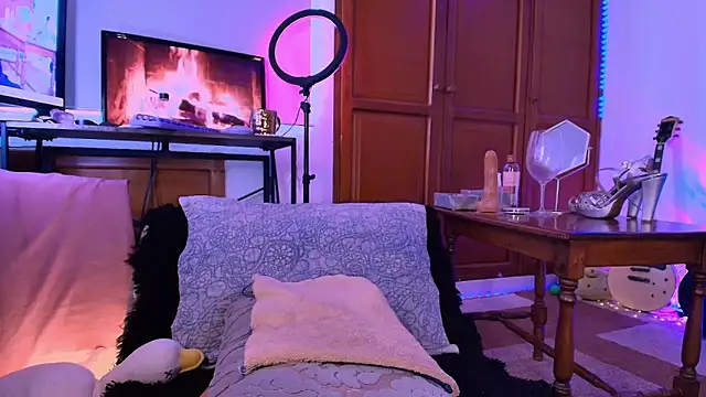 antonelawow online show from April 12, 8:56 pm