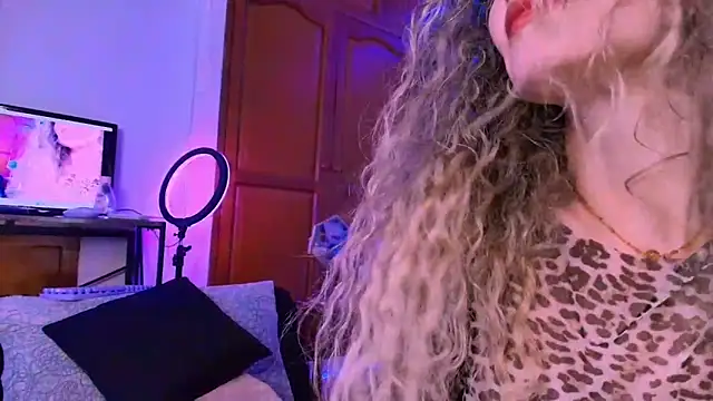 antonelawow online show from April 23, 10:22 pm