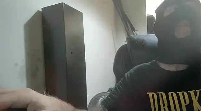 Snapshot of filthymind619 chatting on January 14, 11:58 pm filthymind619 online show from January 14, 11:58 pm