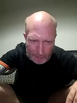 filthymind619 online show from May 10, 12:25 am