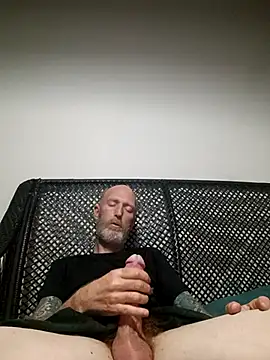 filthymind619 online show from April 25, 1:08 am