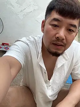 zxb757369 online show from May 31, 10:21 am