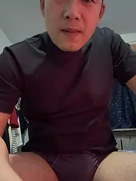 Snapshot of zxb757369 chatting on February 27, 12:01 pm zxb757369 online show from February 27, 12:01 pm